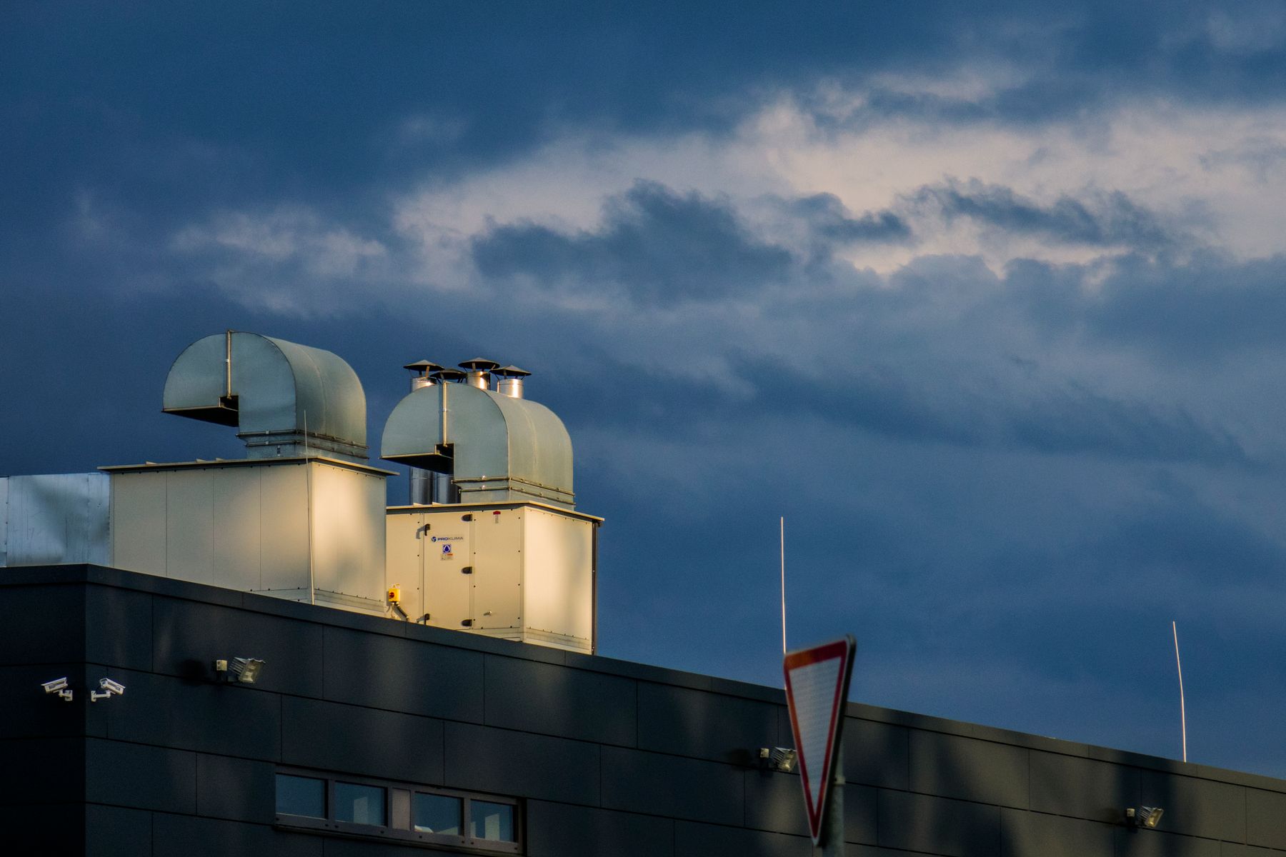 Rooftop ventilation ducts