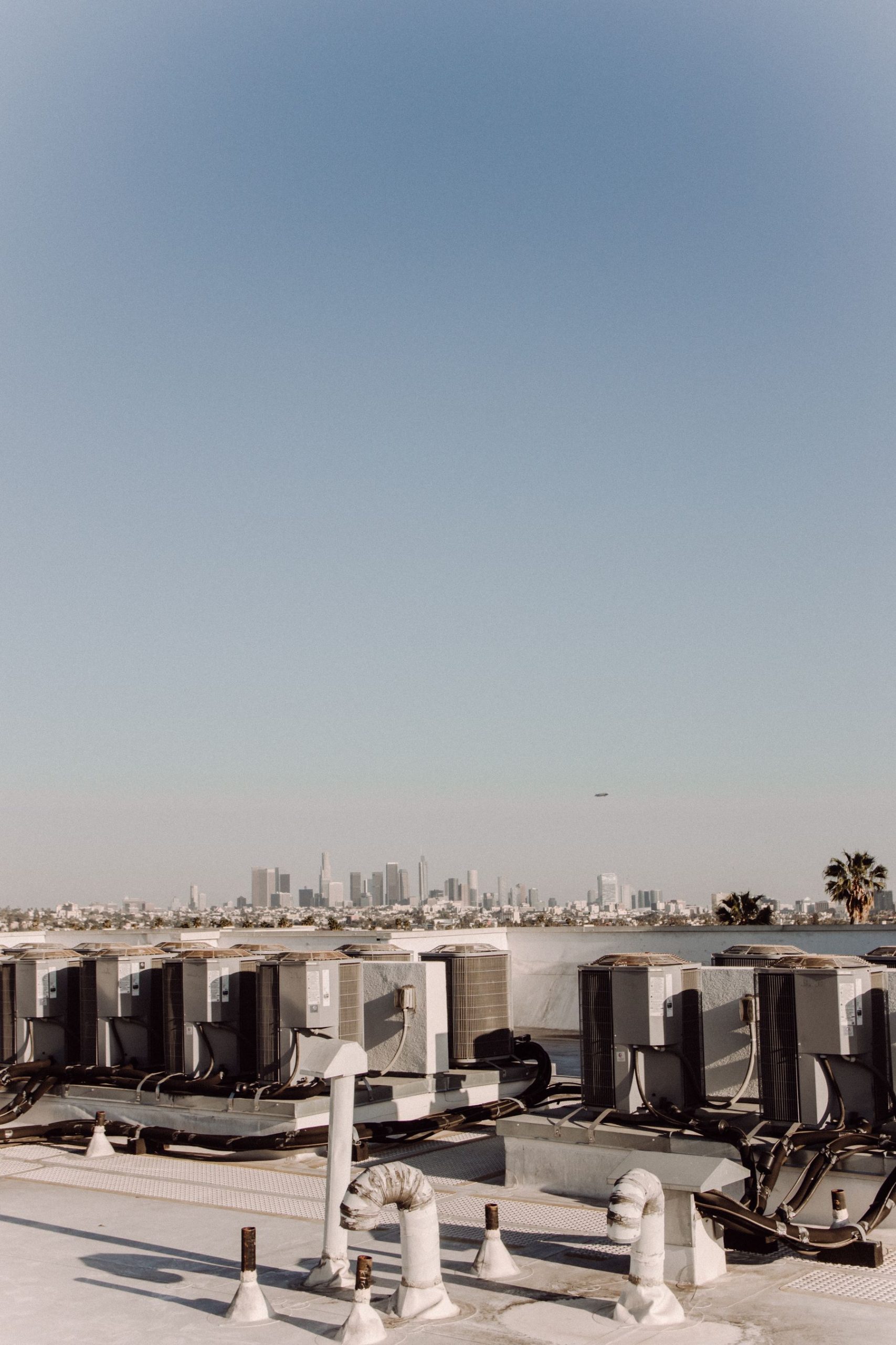 Rooftop commercial air-conditioning units